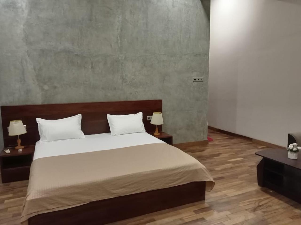 Thalangama Lakeview Lodge Battaramulla Dış mekan fotoğraf
