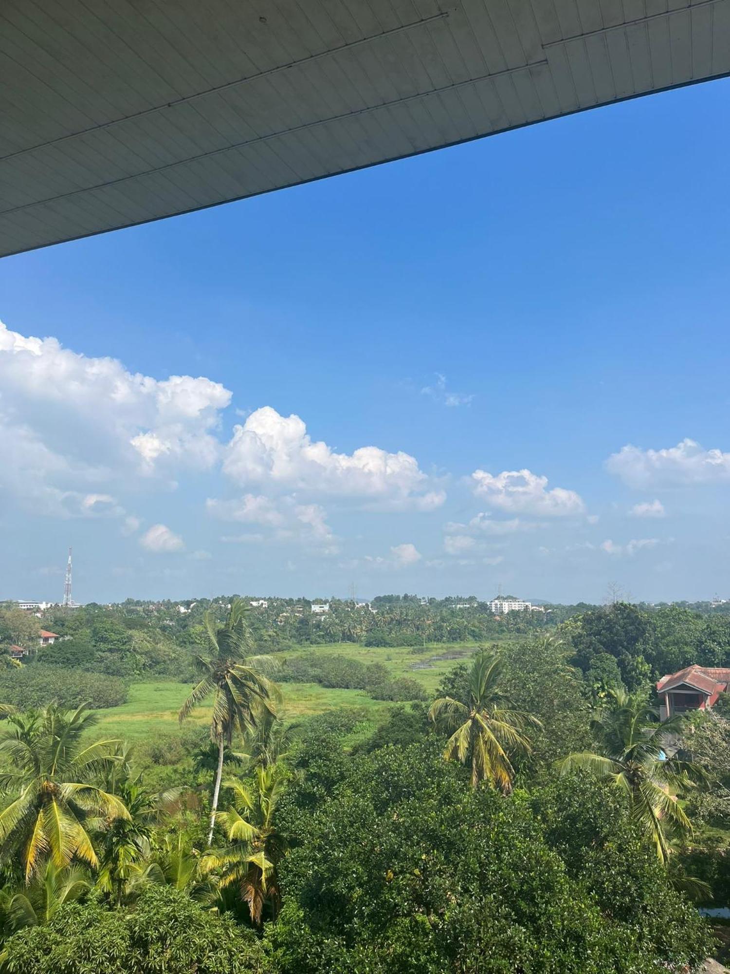 Thalangama Lakeview Lodge Battaramulla Dış mekan fotoğraf