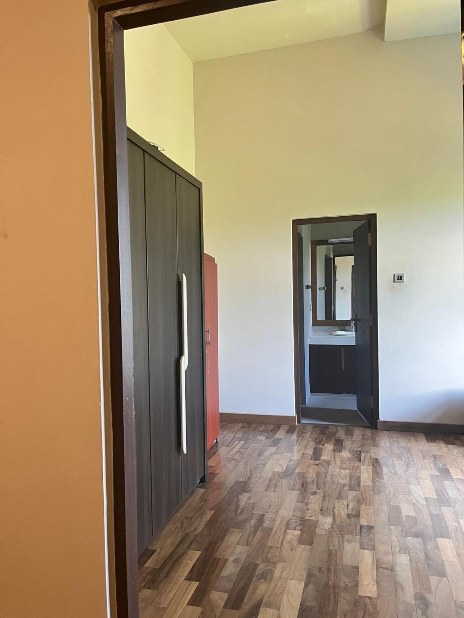 Thalangama Lakeview Lodge Battaramulla Dış mekan fotoğraf